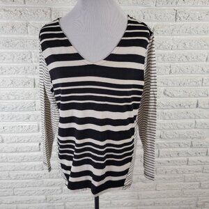 Onque Casual Womens Top XL Knit Long Sleeve Black Stripe Casual STR3E